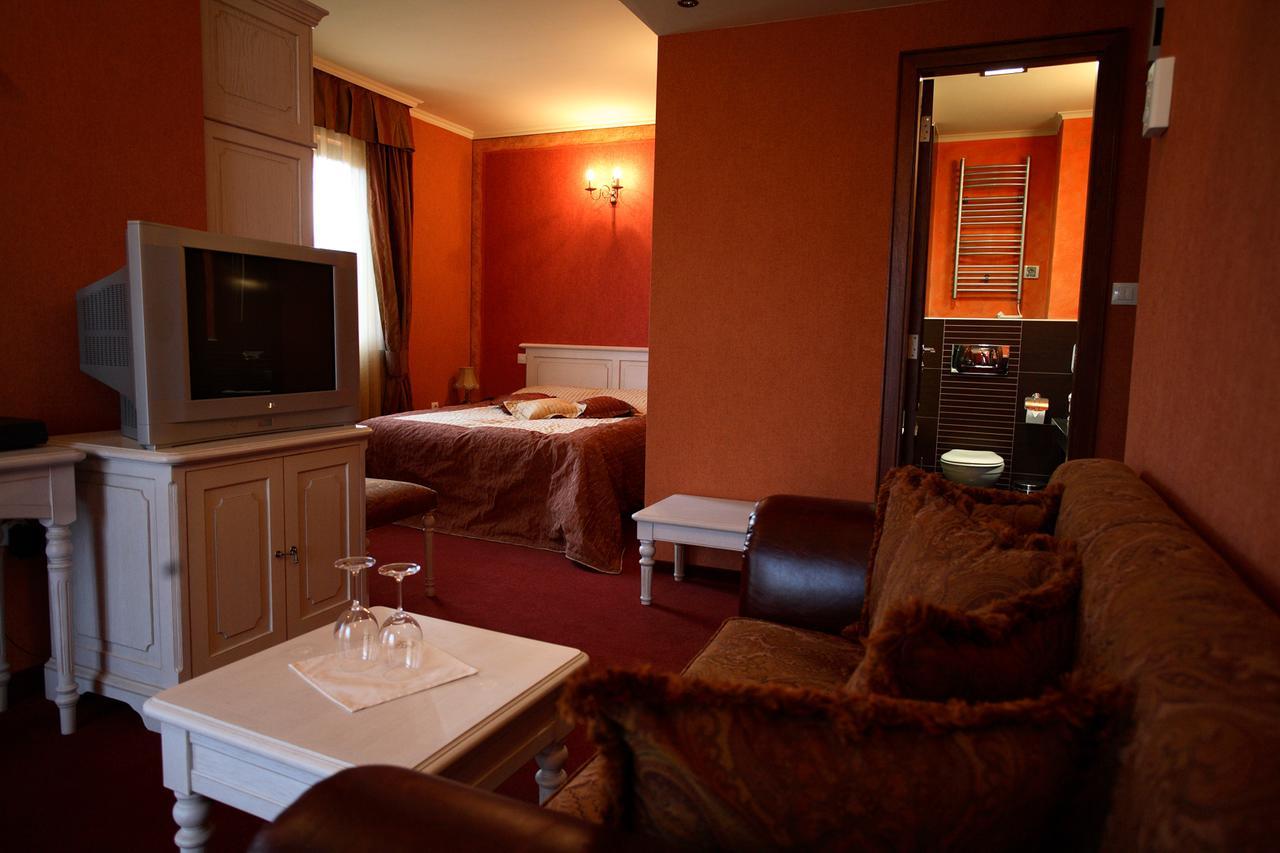 Todoroff Wine Residence Brestovica  エクステリア 写真